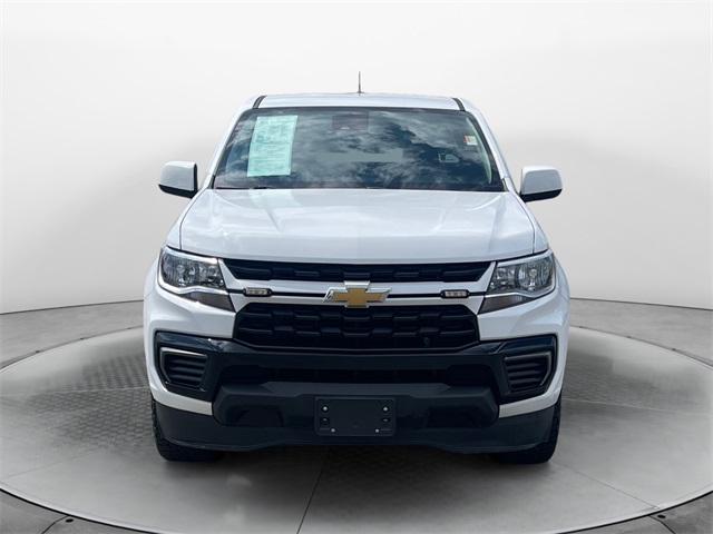 Vehicle image 2 of 32