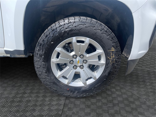 Vehicle image 12 of 32