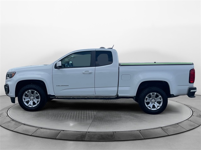 Vehicle image 9 of 32
