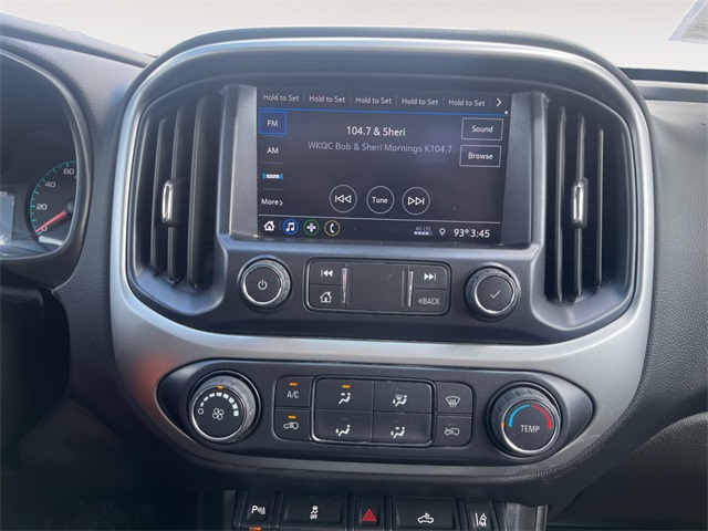 Vehicle image 22 of 32