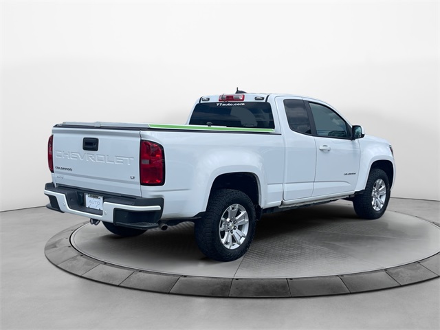 Vehicle image 5 of 32