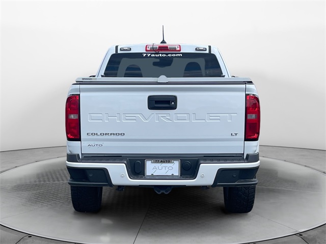 Vehicle image 6 of 32