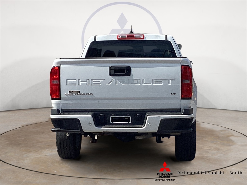 Vehicle image 6 of 22