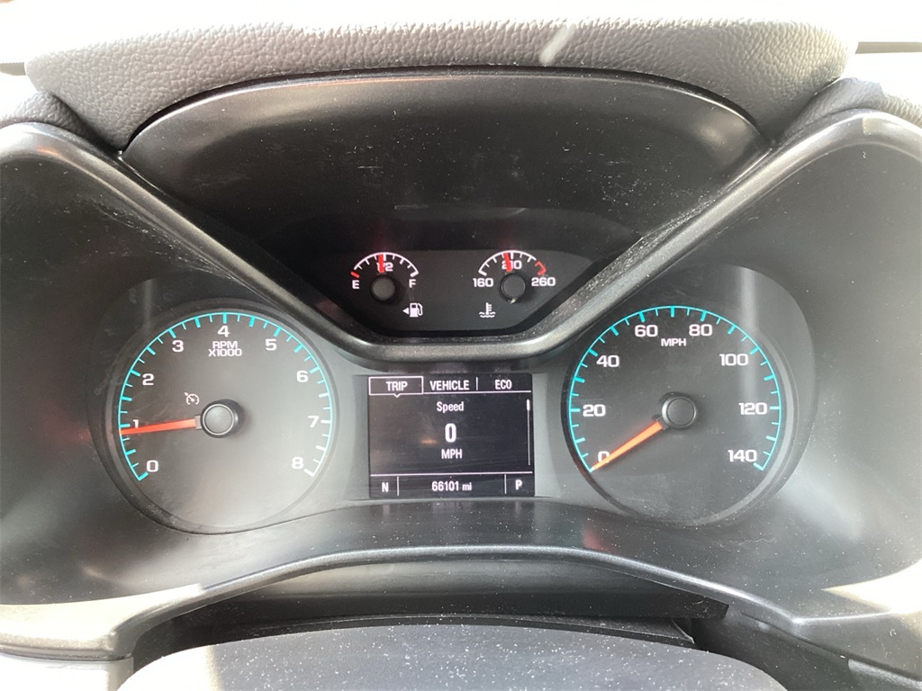 Vehicle image 18 of 22