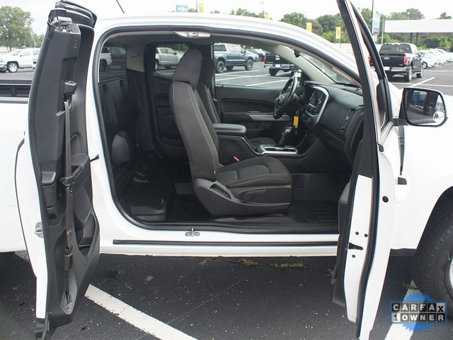 Vehicle image 25 of 26