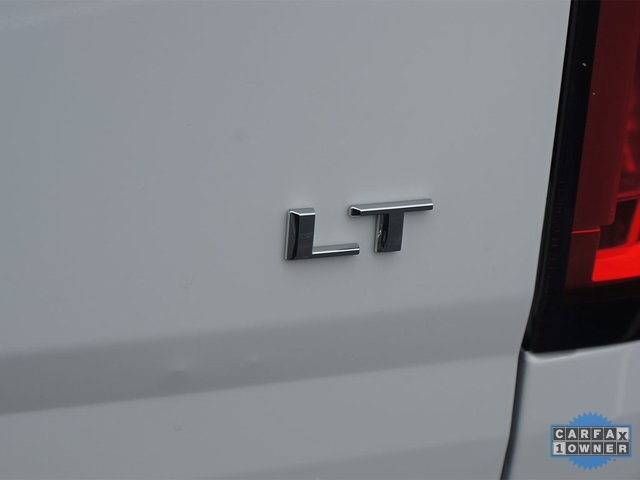 Vehicle image 24 of 26