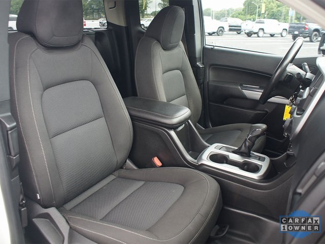 Vehicle image 13 of 26