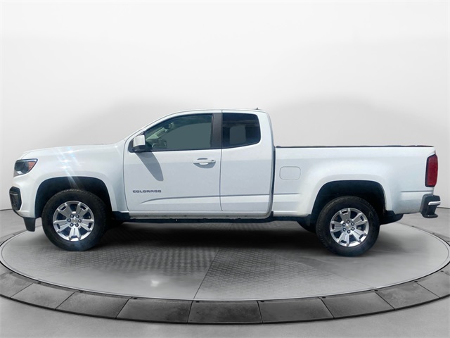 Vehicle image 8 of 37