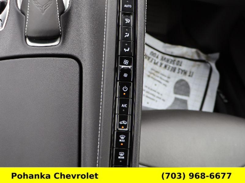 2022 Chevrolet Corvette 2LT Image 19 of 35