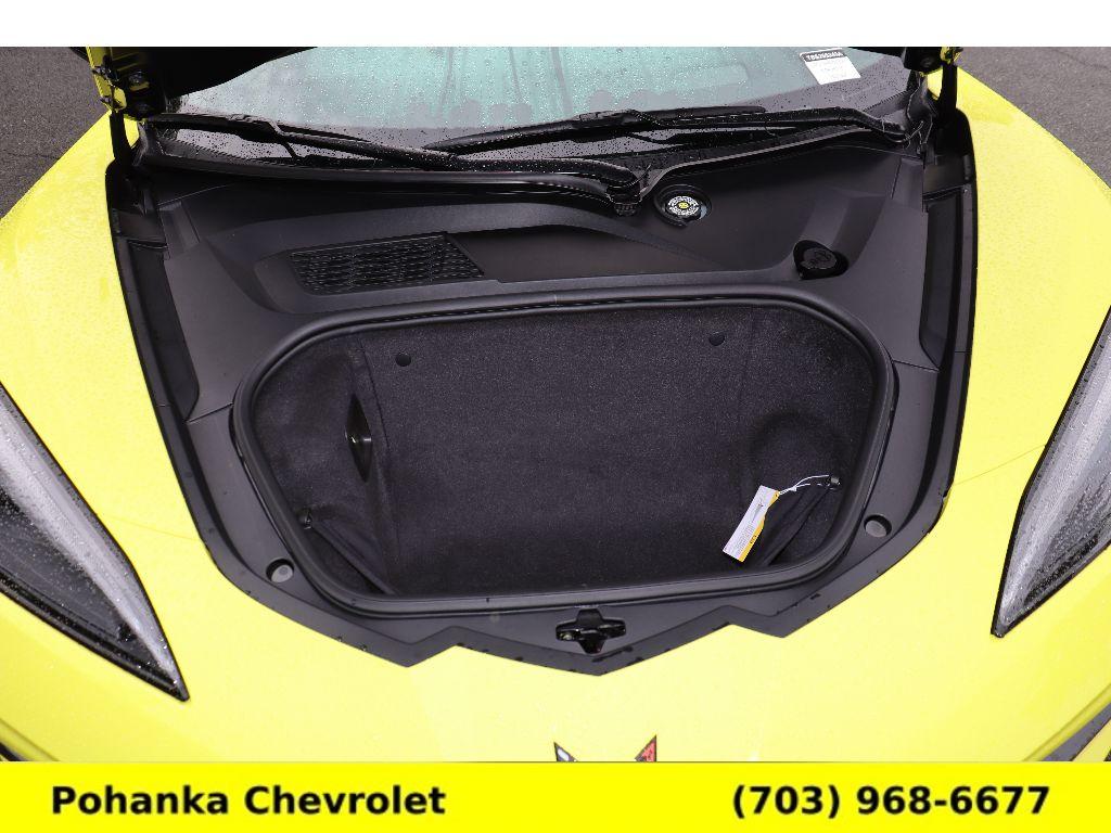 2022 Chevrolet Corvette 2LT Image 26 of 35