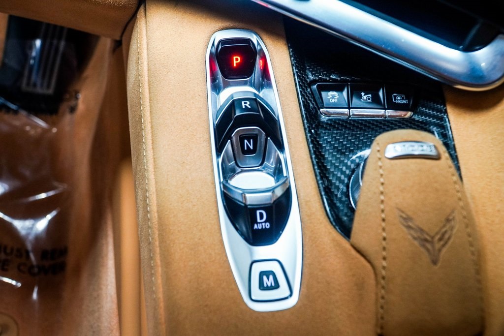 Vehicle image 17 of 48