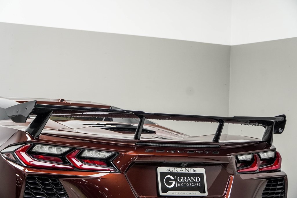 Vehicle image 14 of 48