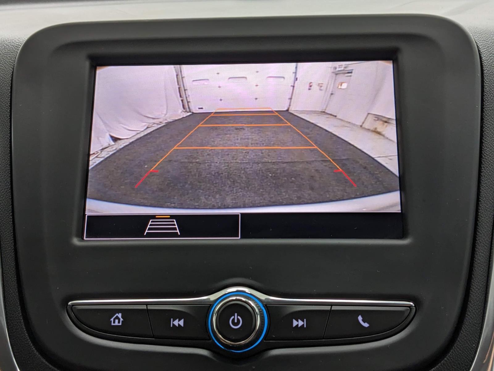 Vehicle image 18 of 28