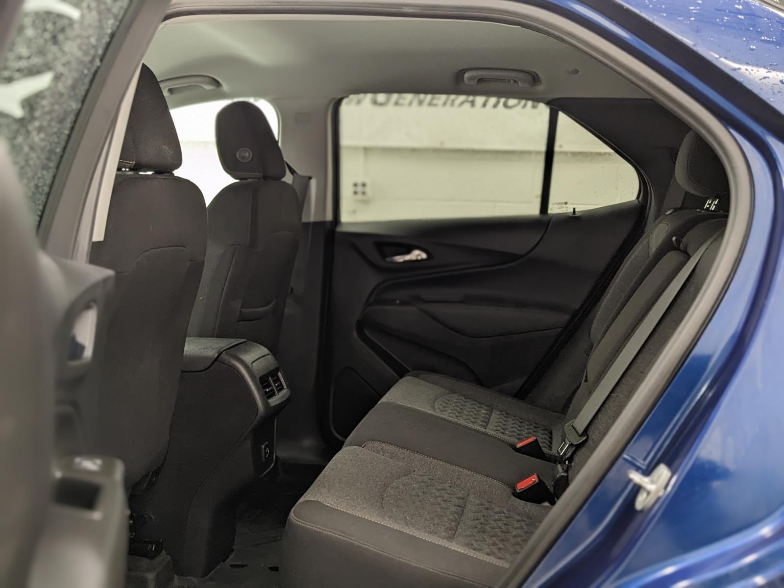 Vehicle image 24 of 31