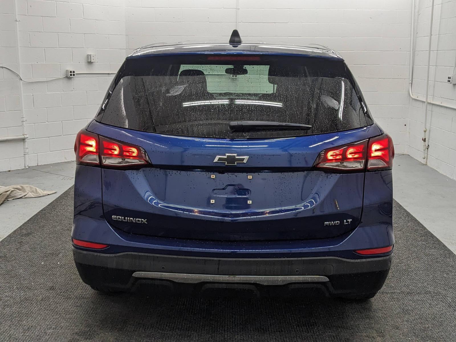 Vehicle image 5 of 31