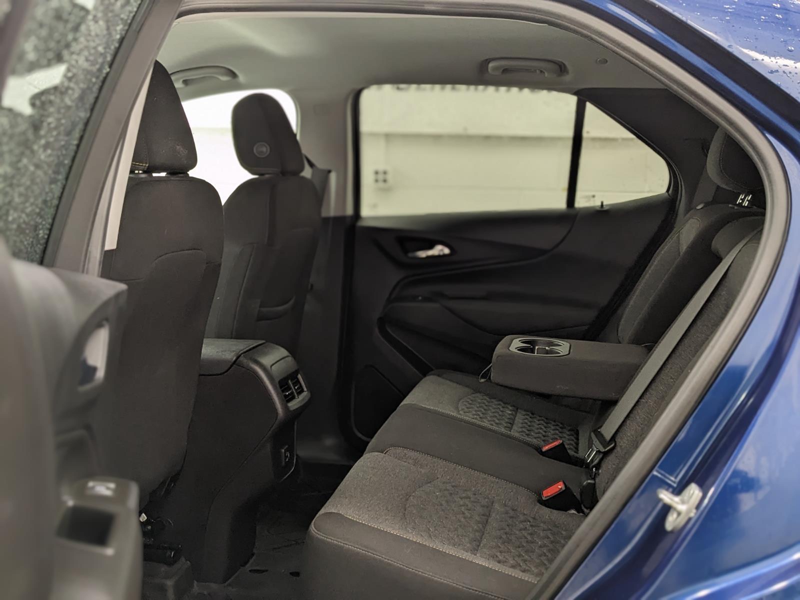 Vehicle image 14 of 31