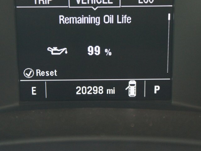 Vehicle image 21 of 24