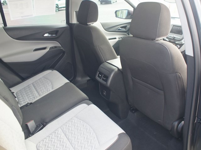 Vehicle image 15 of 24