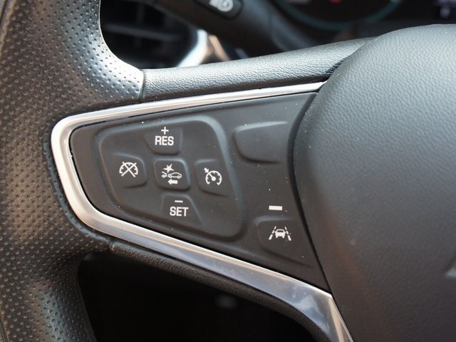 Vehicle image 22 of 24
