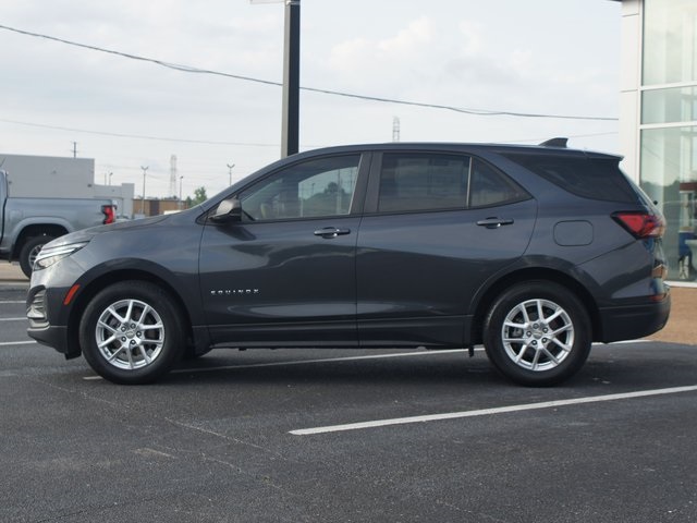 Vehicle image 9 of 24