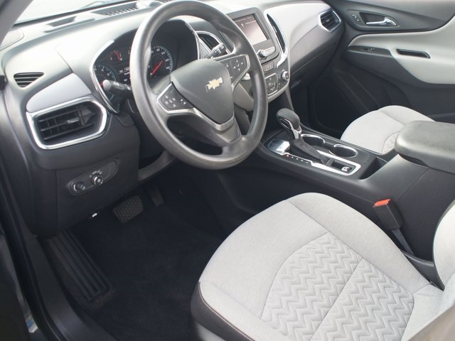 Vehicle image 13 of 24