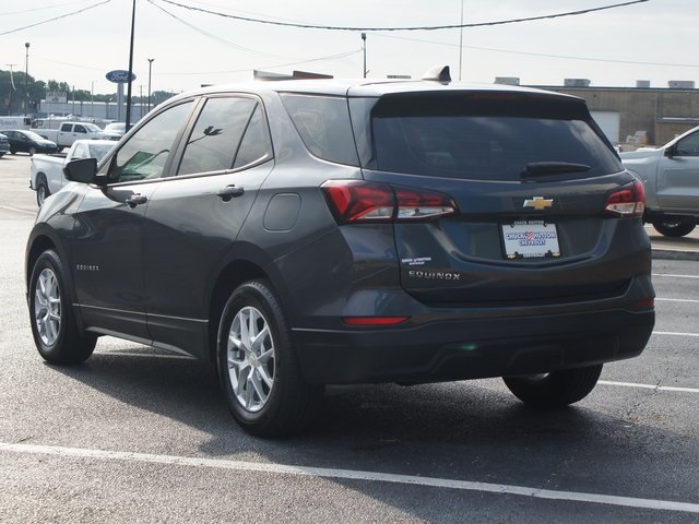 Vehicle image 8 of 24