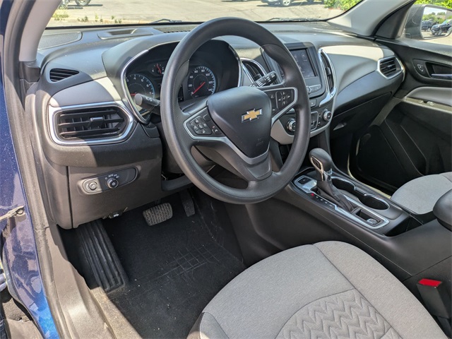 Vehicle image 14 of 25