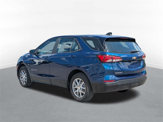 Vehicle image 5 of 25