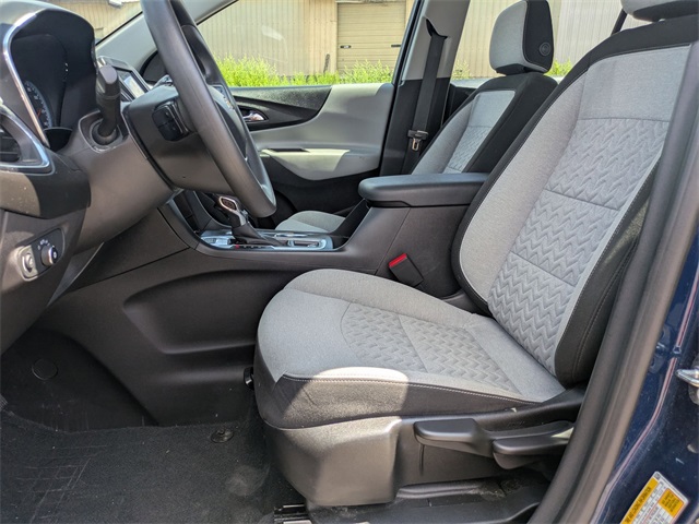 Vehicle image 12 of 25