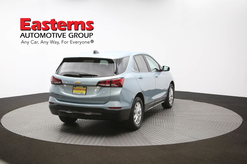 Vehicle image 21 of 62