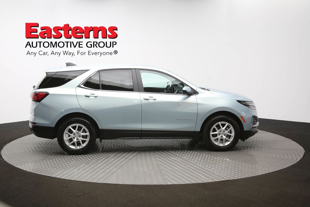 Vehicle image 18 of 62