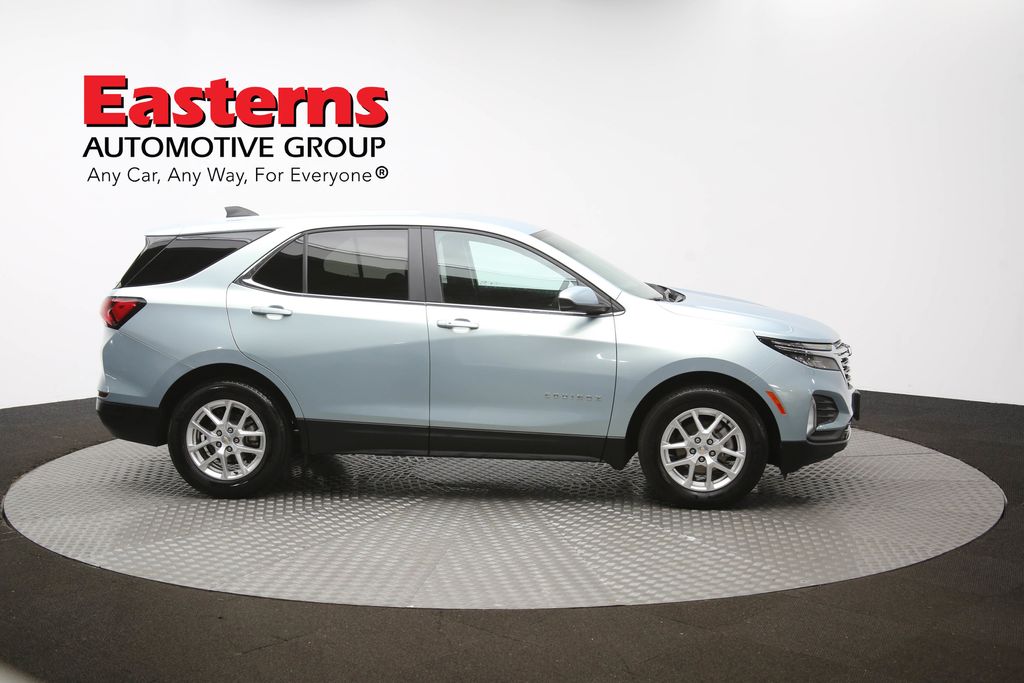 Vehicle image 19 of 62