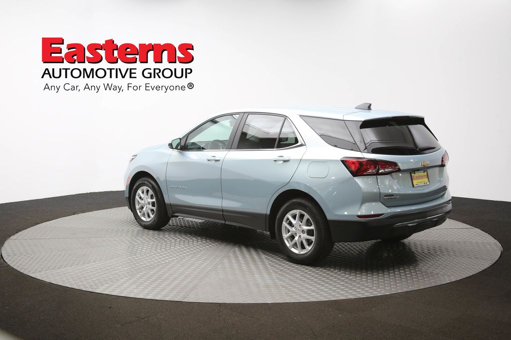 Vehicle image 30 of 62
