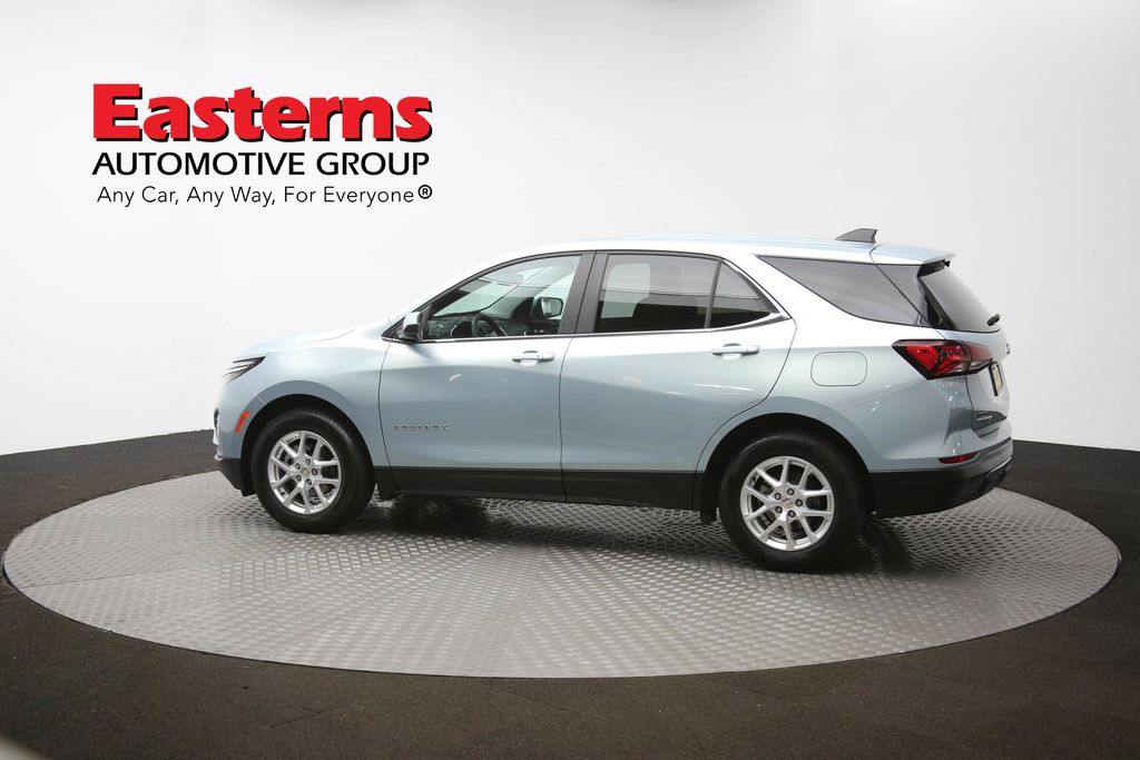 Vehicle image 31 of 62