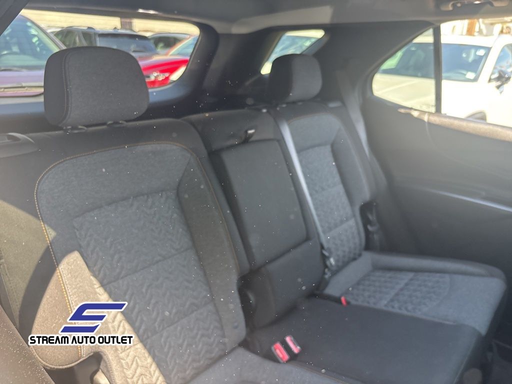 Vehicle image 11 of 36