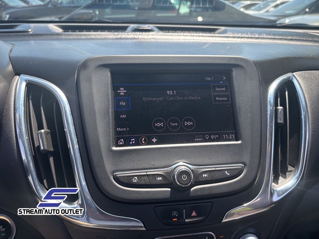 Vehicle image 21 of 36