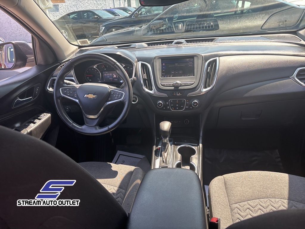 Vehicle image 13 of 36