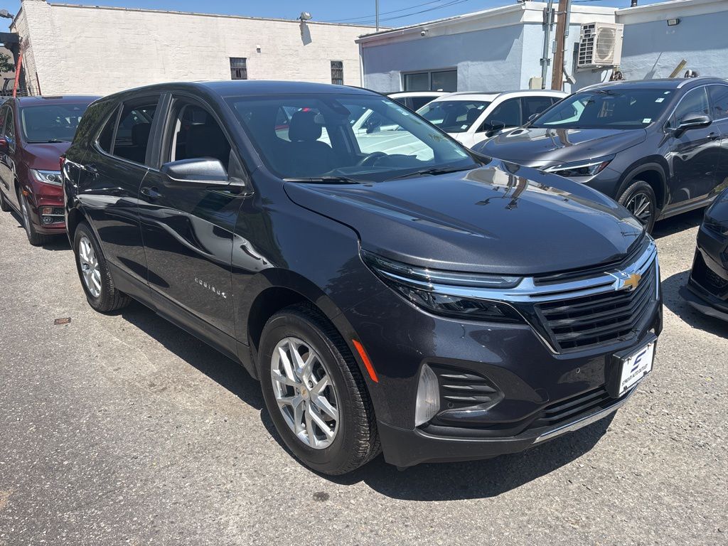 Vehicle image 3 of 36