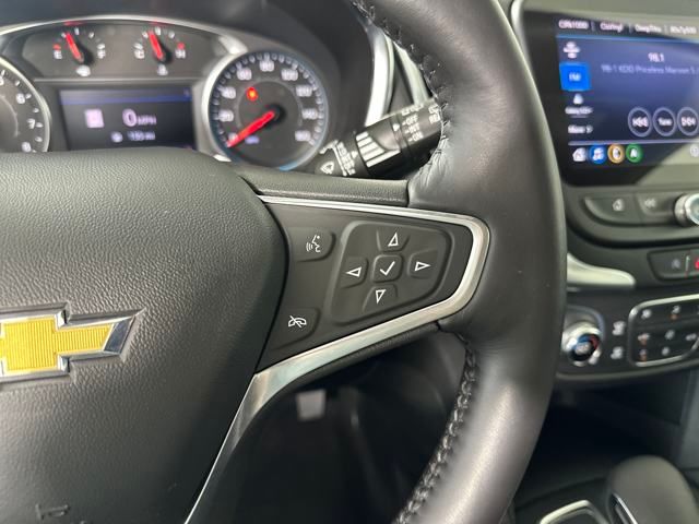 Vehicle image 17 of 29