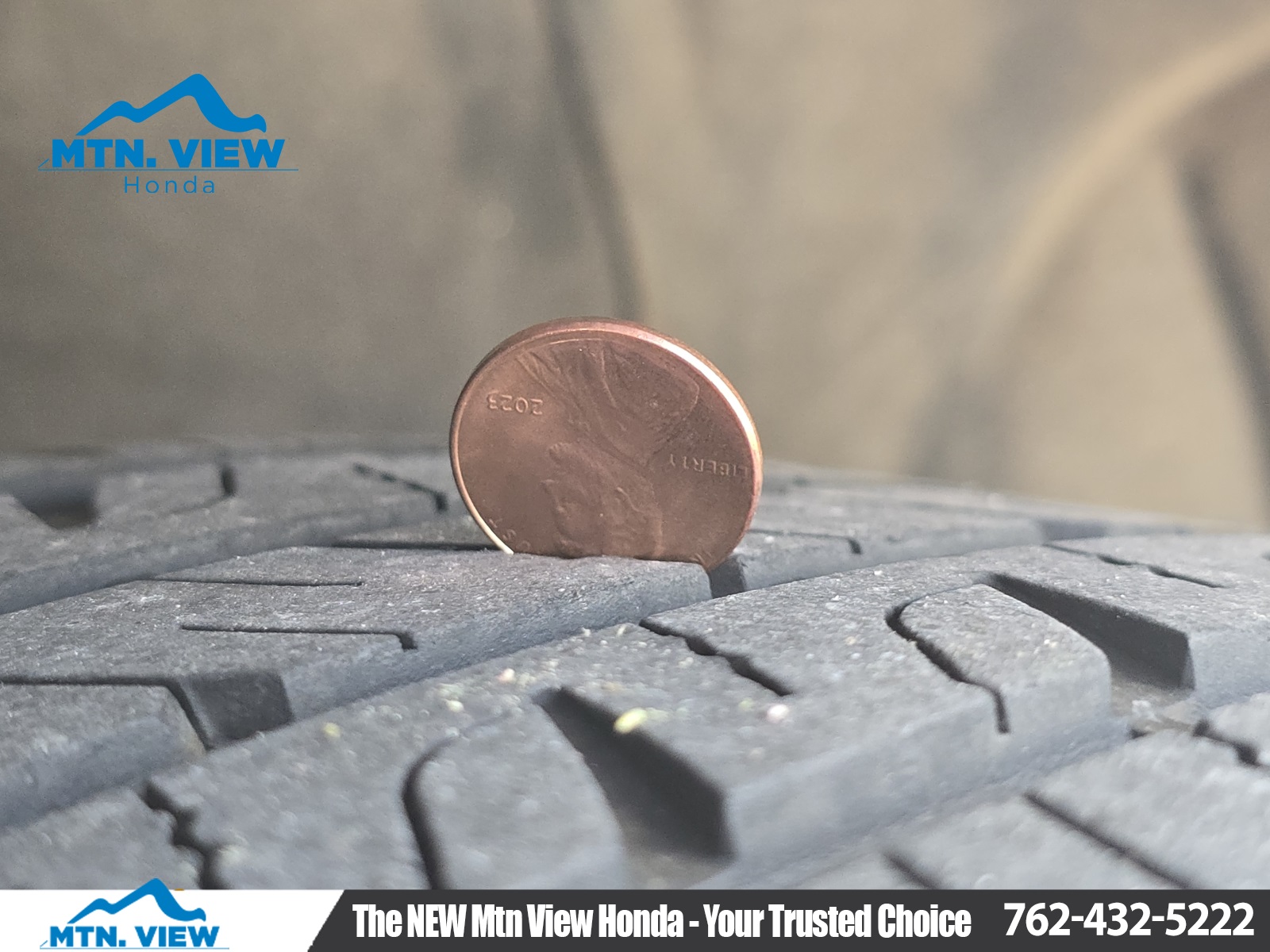 Vehicle image 22 of 33