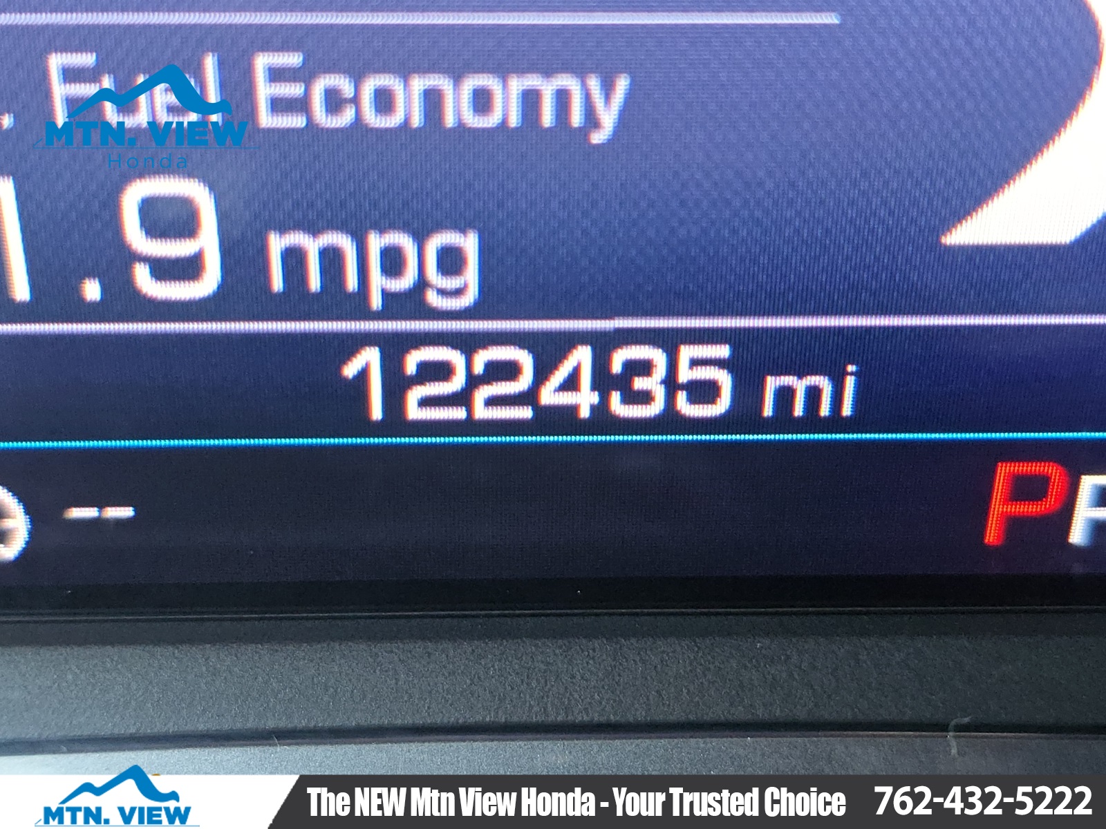 Vehicle image 27 of 33
