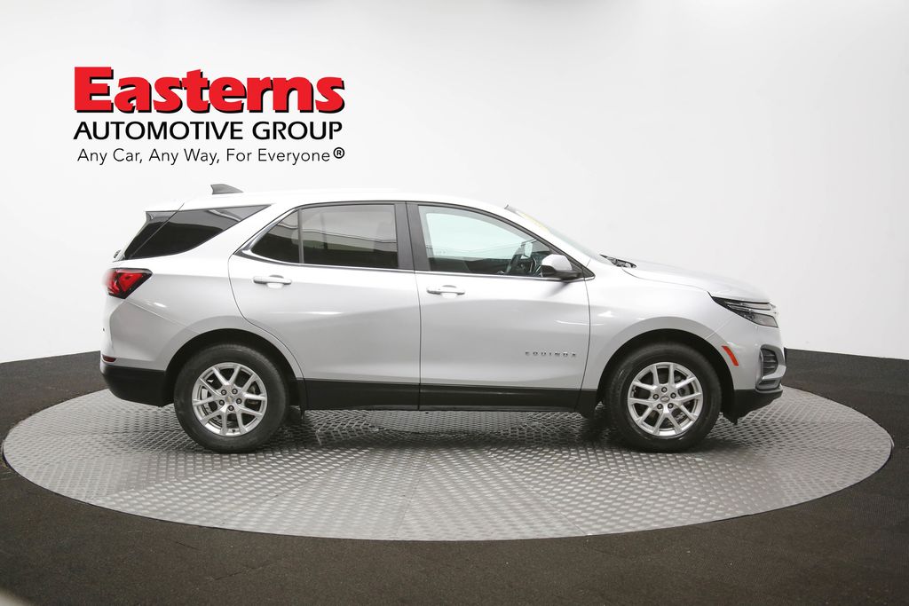 Vehicle image 18 of 61
