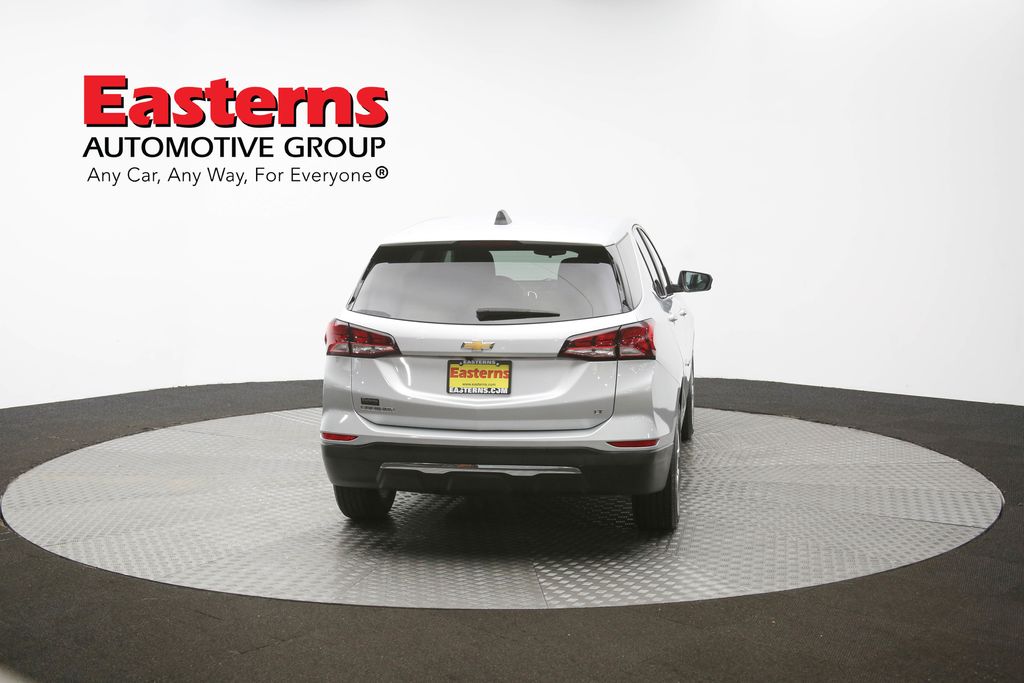 Vehicle image 28 of 61
