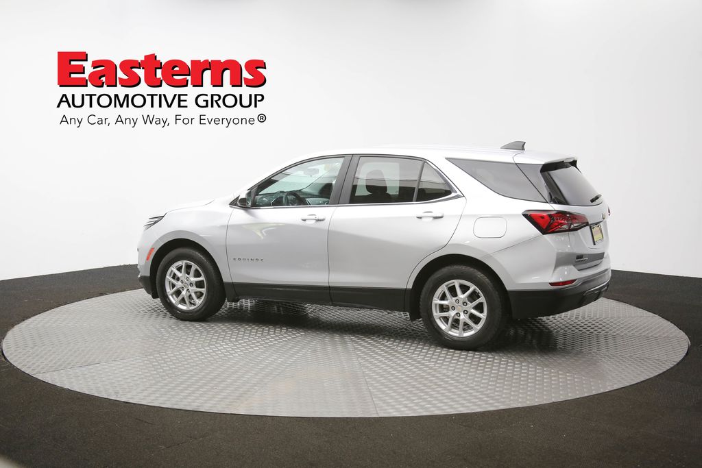 Vehicle image 29 of 61
