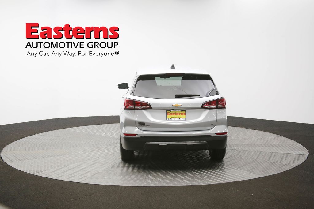 Vehicle image 26 of 61
