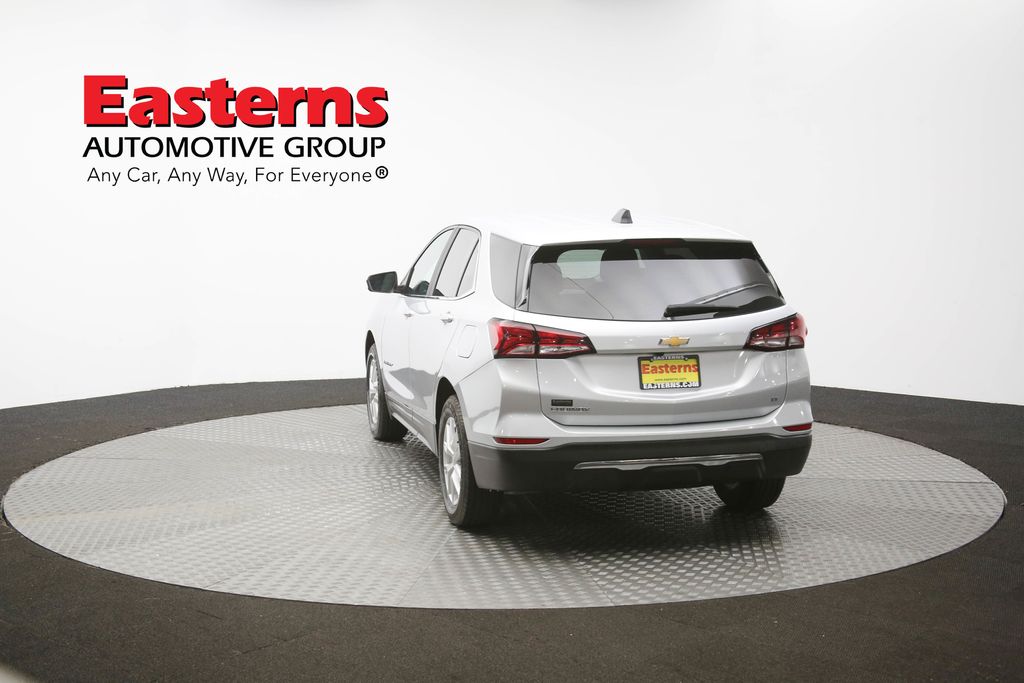 Vehicle image 31 of 61