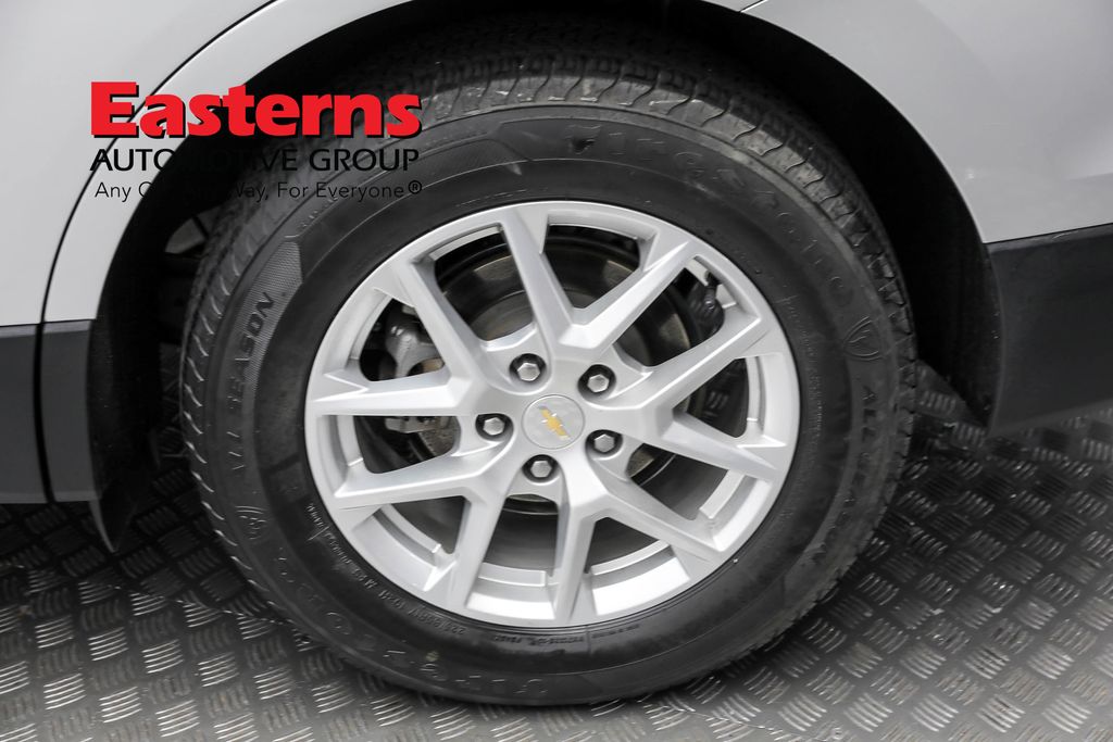 Vehicle image 38 of 61