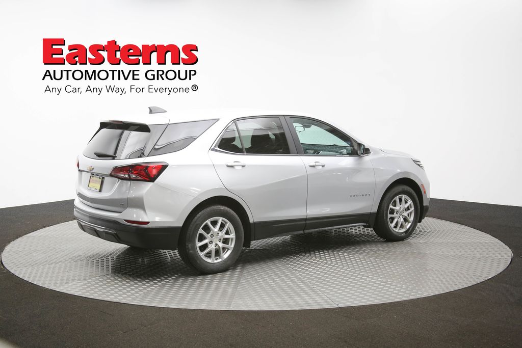 Vehicle image 25 of 61