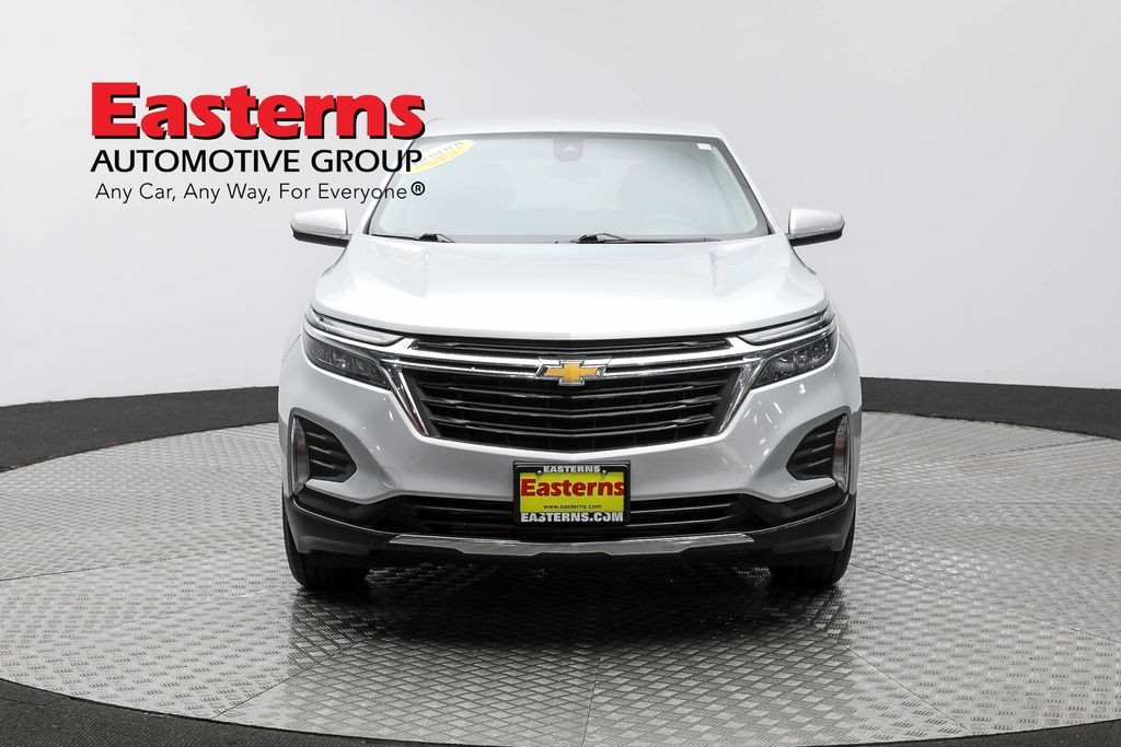 Vehicle image 8 of 61