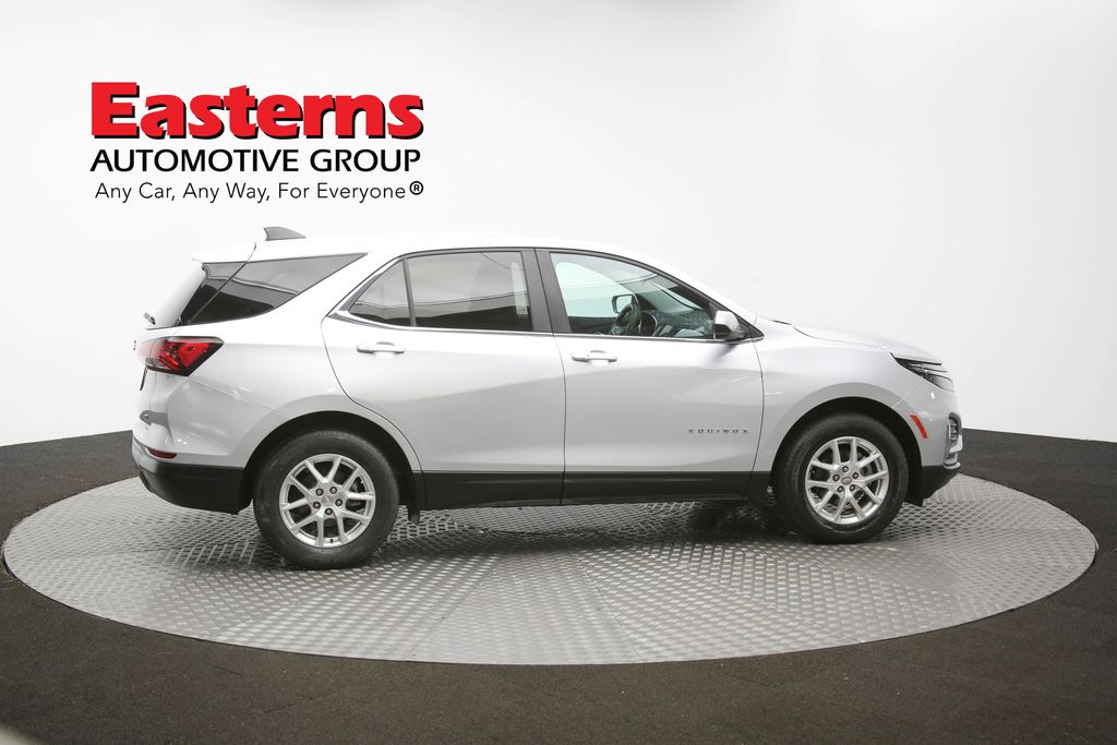 Vehicle image 19 of 61
